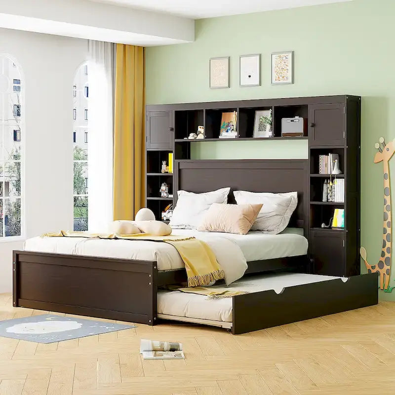 Letto matrimoniale in legno con armadio, mensola e prese integrate, color espresso
