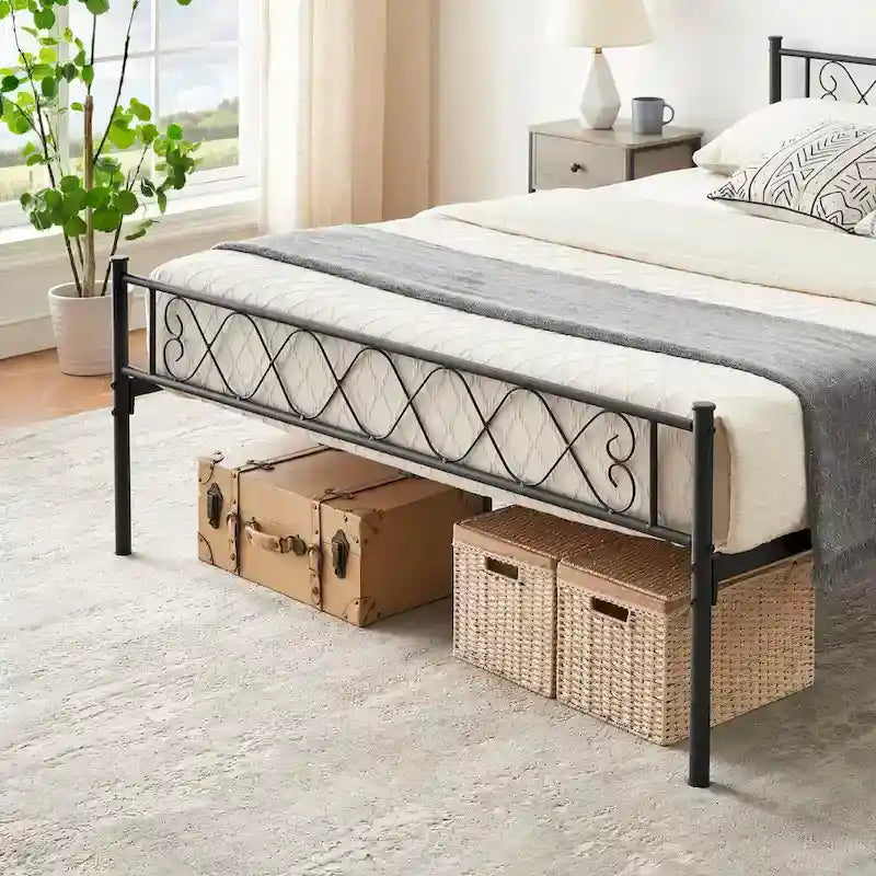 Struttura letto a piattaforma con testiera in ferro battuto "Sweet Heart"